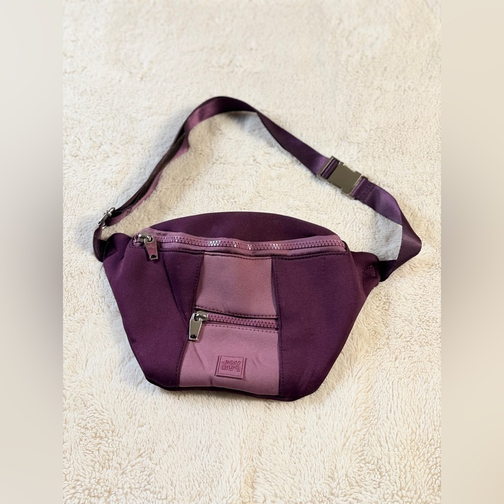 JoyLab Stylish Purple Crossbody Bag